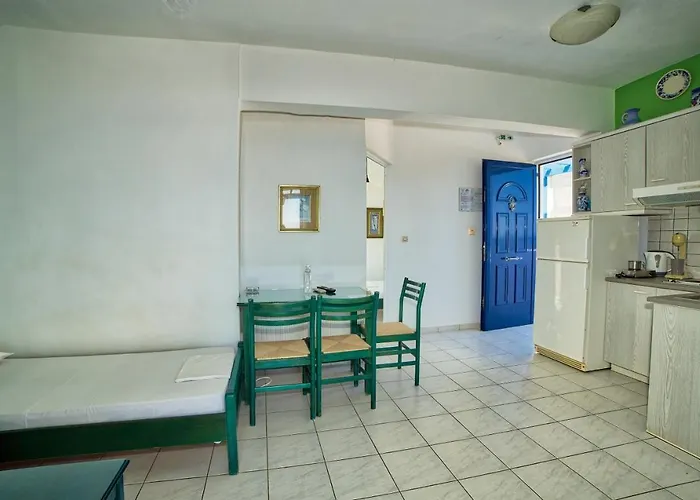 Zefiros Апартаменты *