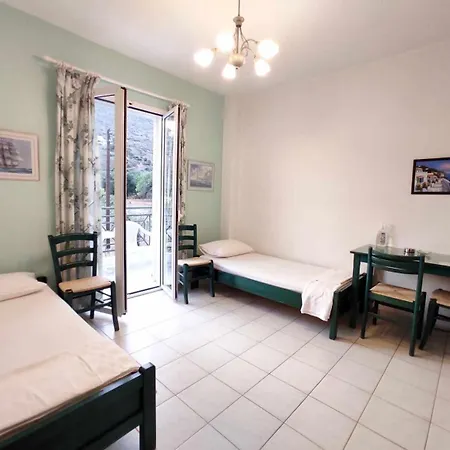 Zefiros Apartman *