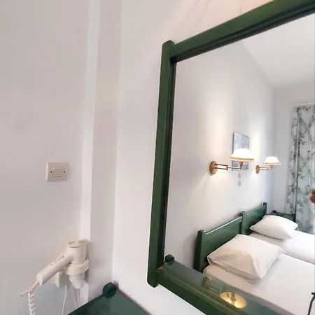 Zefiros Apartamento *