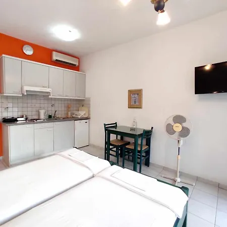 Zefiros Apartamento *